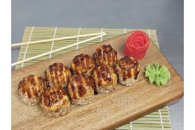 Запечённый ролл в кунжуте